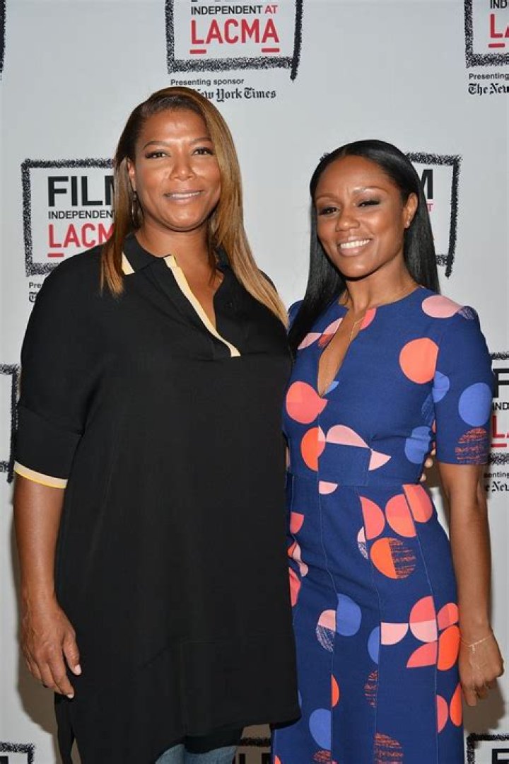 Unveiling The Unbreakable Bond: Queen Latifah's Sibling Connection